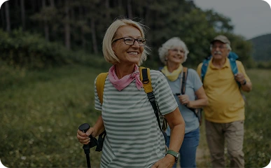 Família compartilhando uma experiência de viagem